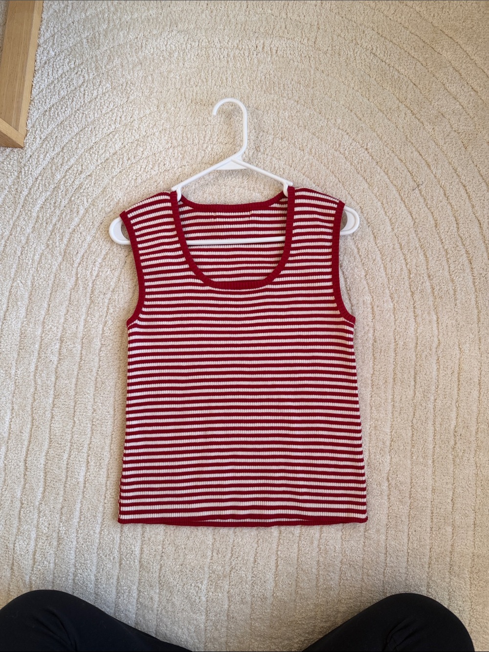 Vintage Jones New York Square-Neck Sleeveless Knit Top | L Striped Red and White